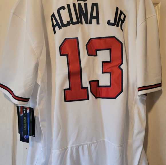 Nike MLB Other - Braves MLB Jersey